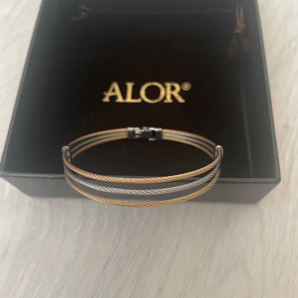 ALOR Tricolor Gold Silver and Rose Gold Cable Bracelet